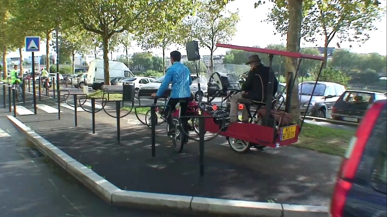 Inauguration piste cyclable à Nantes le 11 octobre 2014 avec le vélo-orchestre de Méli-Mélodies
