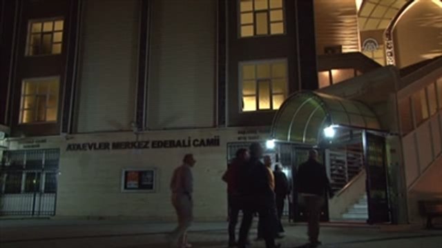 Diyanet İşleri Başkanı Görmez, Sabah Namazı Kıldırdı