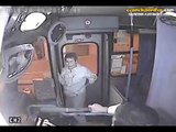 Otobüs Şoförünün Gazabına Uğrayan Gaspçı