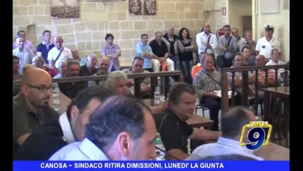 Скачать видео: CANOSA DI PUGLIA | Sindaco ritira dimissioni, lunedì la Giunta