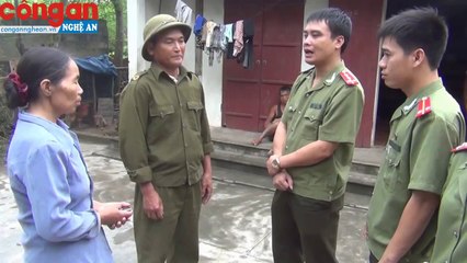 Báo CANA tặng quà cho gia đình khó khăn