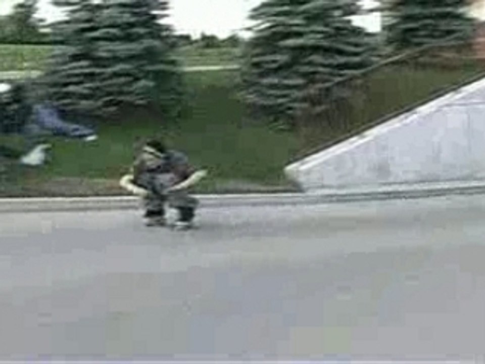 Agressive Rollerblading - Chris Farmer1