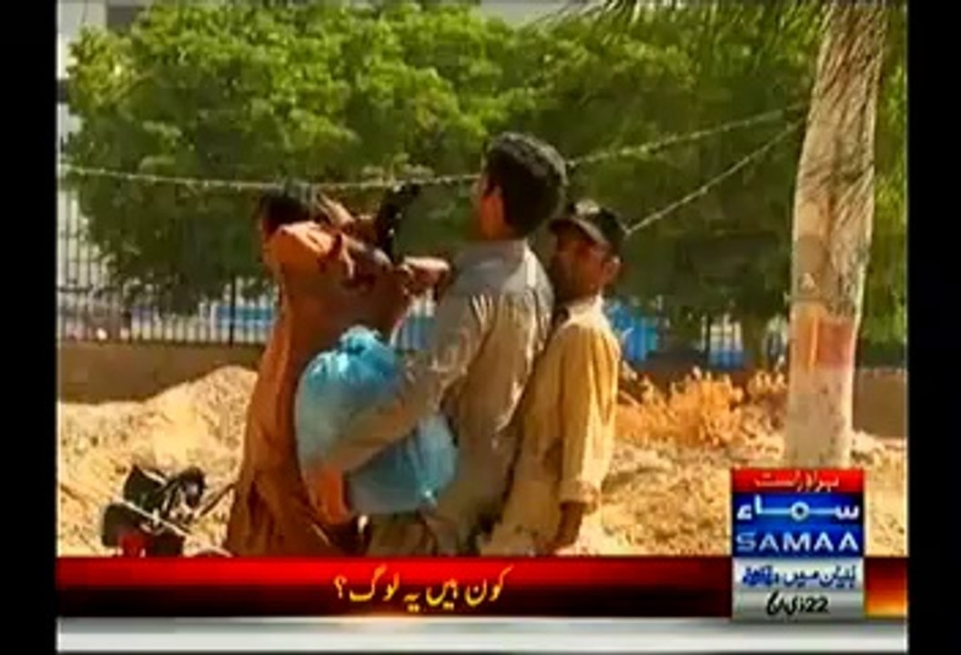 Watch Bike Riders Carrying Weapons Are Roaming Around PPP Karachi Jalsa Venue In A Broad Daylight