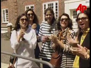 See the video of Imran Khan wedding 1995 watch video.