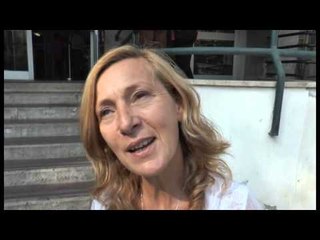 Napoli - La madre di Ciro Esposito dai familiari del bimbo seviziato (18.10.14)