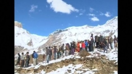 Hopes fade for 40 missing after Nepal blizzard