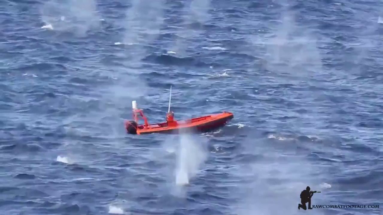 La Navy détruit sur un bateau pirate somalien
