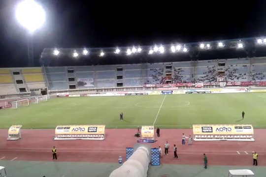 Οι Πιέρ Ισά και Κούλης Δουρέκας στον αγωνιστικό χώρο του Παγκρήτιου