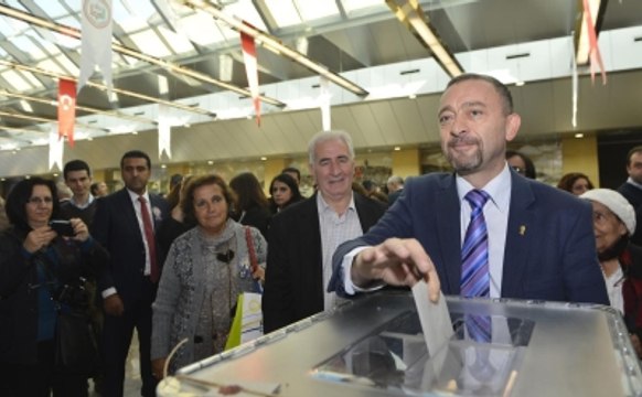 İstanbul Barosu Ümit Kocasakal'a Ankara Barosu Hakan Canduran'a Emanet