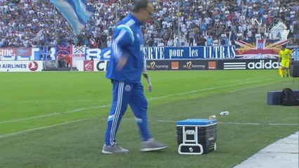 Marcelo Bielsa s'assoit sur un café brûlant