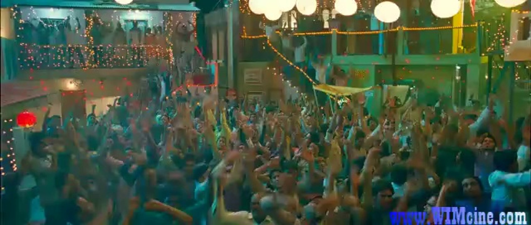 Aarakshan (2011)_1_clip1