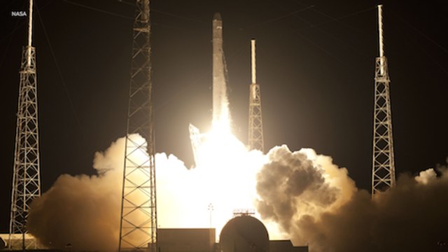 NASA Plans to use SpaceX Flight Data for Mars Rocket Designs