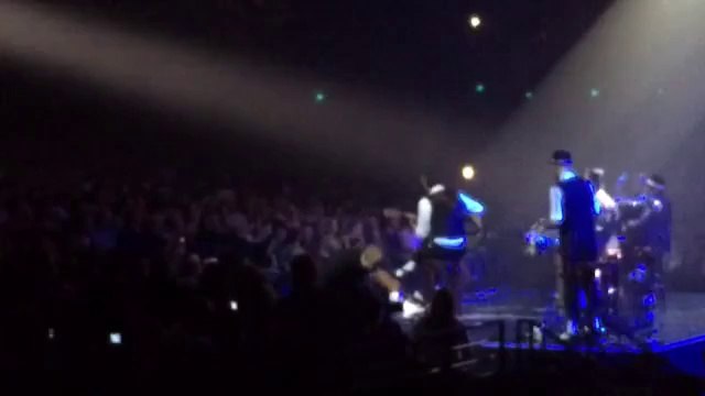 Christophe Maé - J'ai laissé (Live 19 oct 2014)