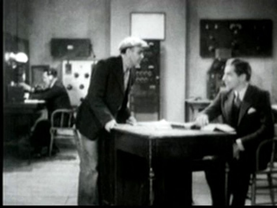 Dick Tracy Chapter 11: Harbor Pursuit - ComicWeb Serial Cliffhanger Theater