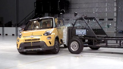 Fiat 500L Yandan Otomobille Çarpışma Testi
