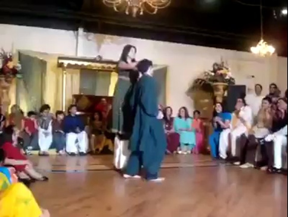 Mehndi Dance - Evolution of desi dance