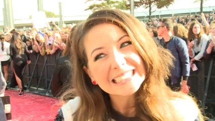 Zoella talks about meeting One Direction and YouTube