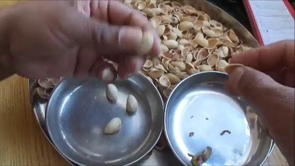 Comment ouvrir des pistaches