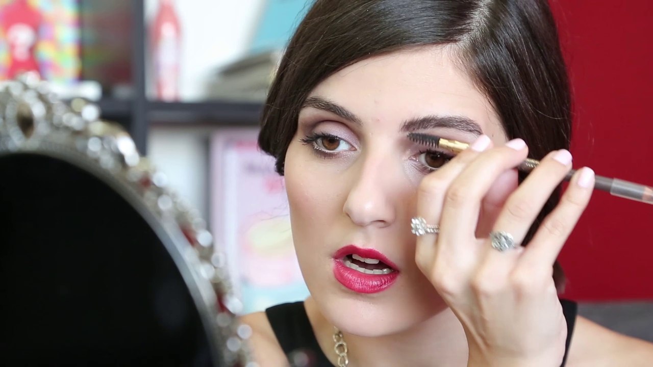 كيفيه رسم حواجب | مع مايا