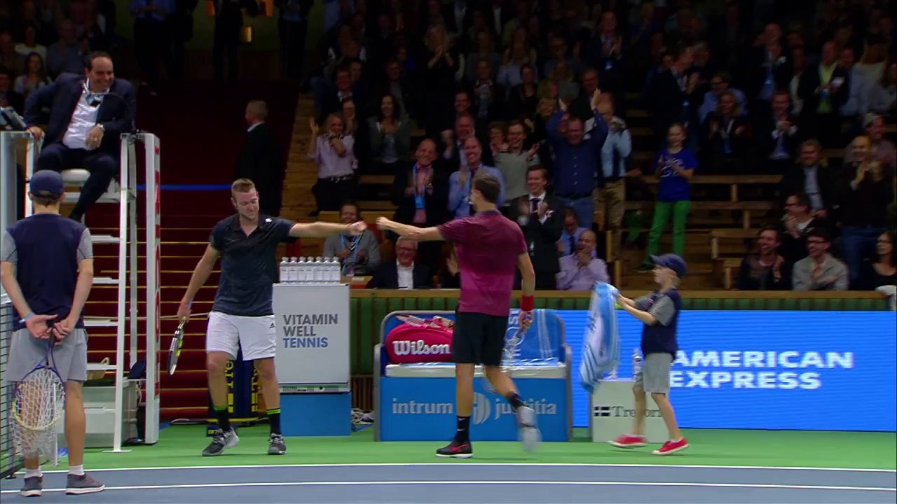 Grigor Dimitrov enchaine 2 coups magiques au tennis! Chanceux et talentueux!