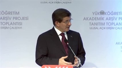 Davutoğlu: "Üniversiteler Siyasilere Kapanmamalı"