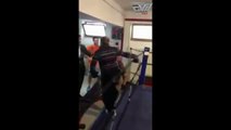 Old man VS young guy : grandpa boxing shows some major skills!