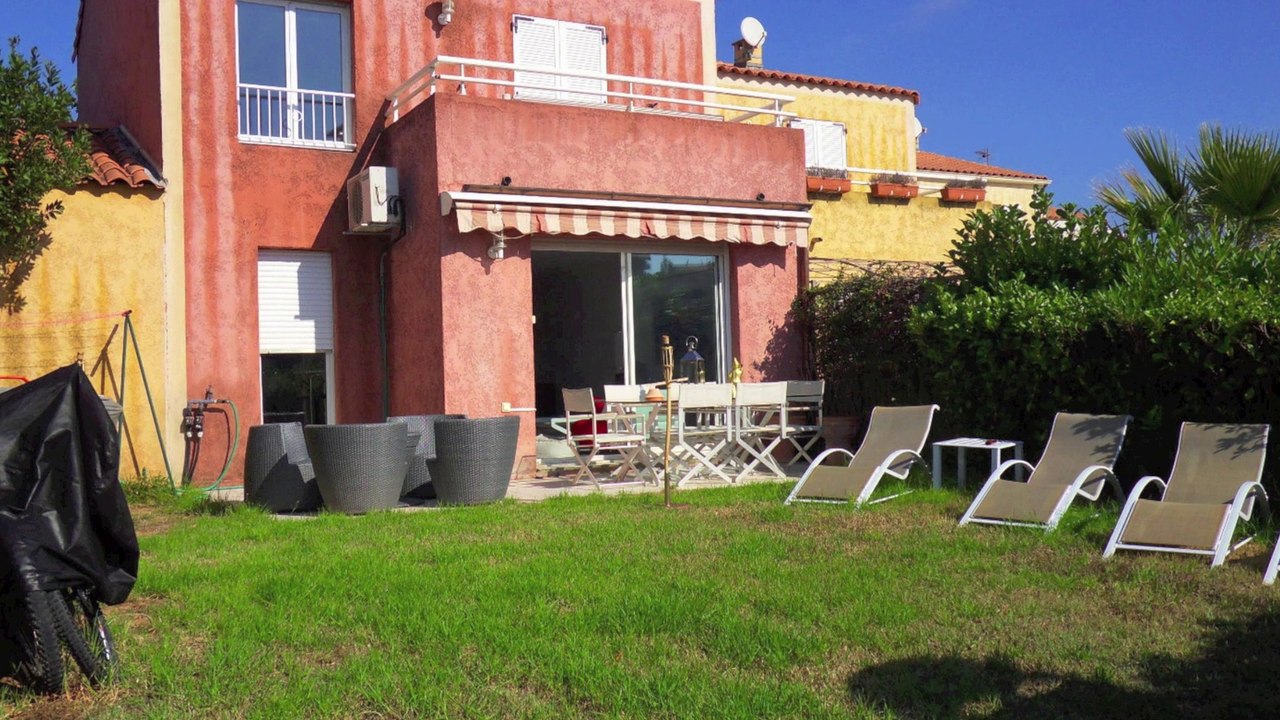 VILLA A VENDRE NICE -  Vue mer - 98 m²  sur jardin 100 m²