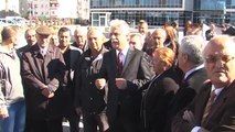 CHP'den Yandaş Hakim-Savcılara Siyah Çelenk, Dürüst Hakim-Savcılara Kırmızı Karanfil