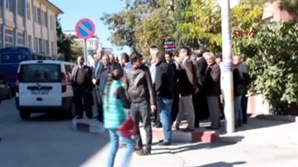 Burdur- CHP'lilerden Siyah Çelenkli Eylem