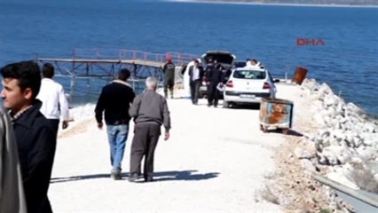 Erzincan Göle Dönen Yolda Mahsur Kaldı