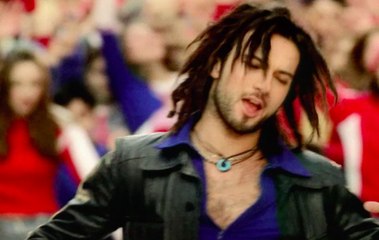 TARKAN - Bir Oluruz Yolunda