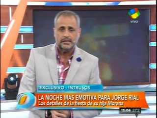 Rial llora al ver las imágenes