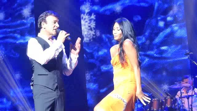 TONY CARREIRA AU PALAIS DES CONGRES PARIS DUOS 2014