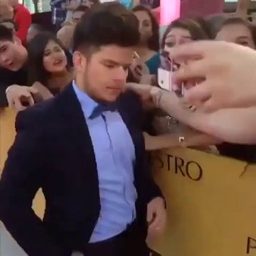 N'ignore jamais un appel de ta mère !