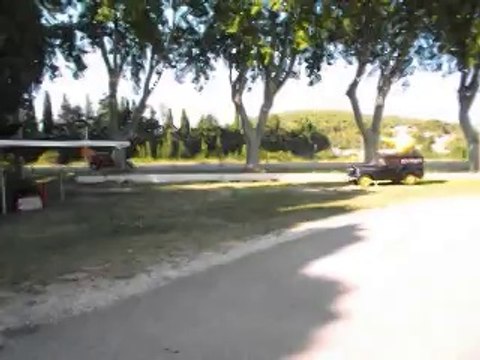 Les cigales au Musée automobile de PROVENCE