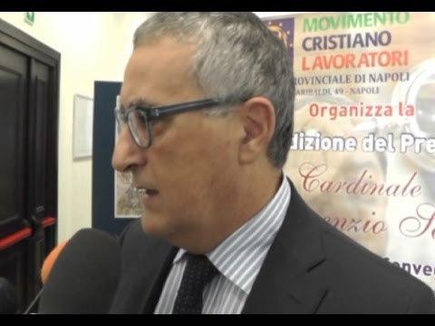Napoli - Premio Sepe, il cardinale assegna riconoscimento a Franco Roberti -2- (18.10.14)