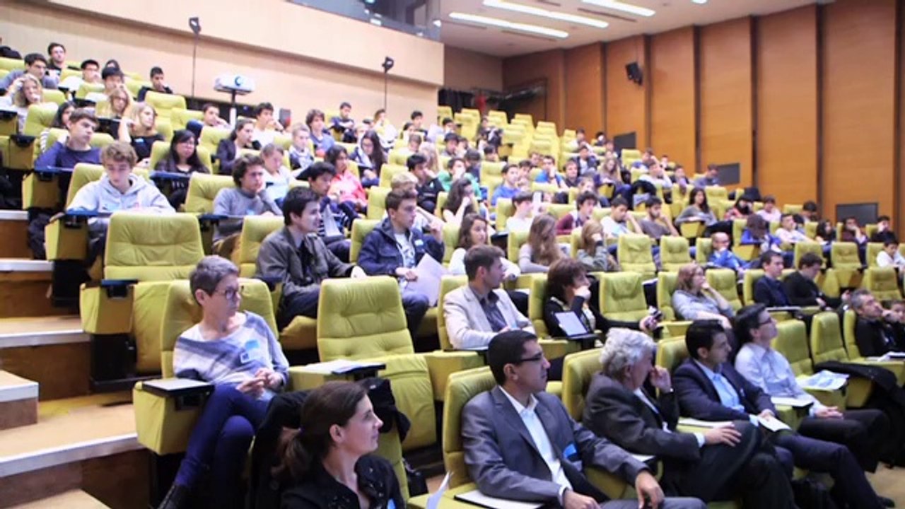 Speed dating 'métiers' et remise du prix Le Goût des sciences 2014