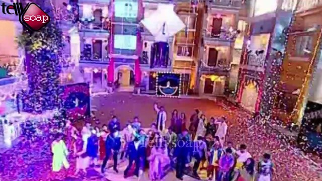 HNY Team on the sets of Taarak Mehta Ka Ooltah Chashmah