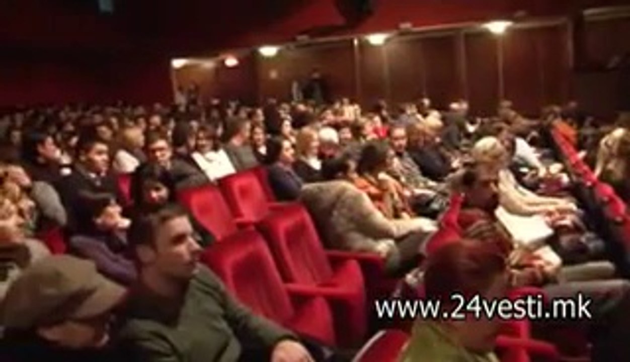 DRAMSKI TEATAR DVE PREMIERI