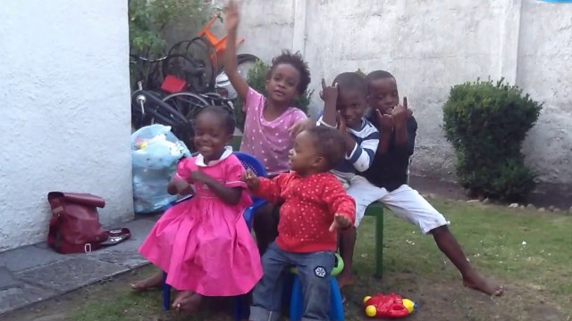 de kinderen bij Sophie thuis