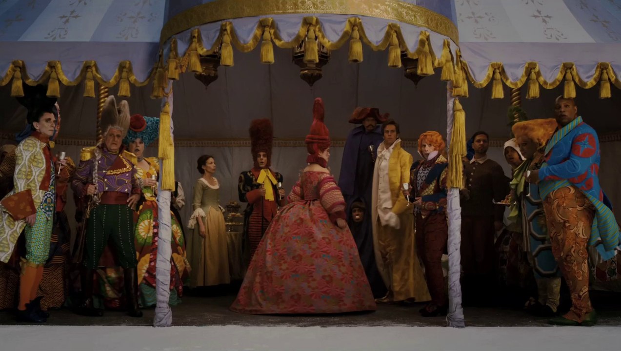 Mirror Mirror: Trailer HD
