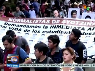 México: familiares dan plazo de 2 días para que aparezcan estudiantes