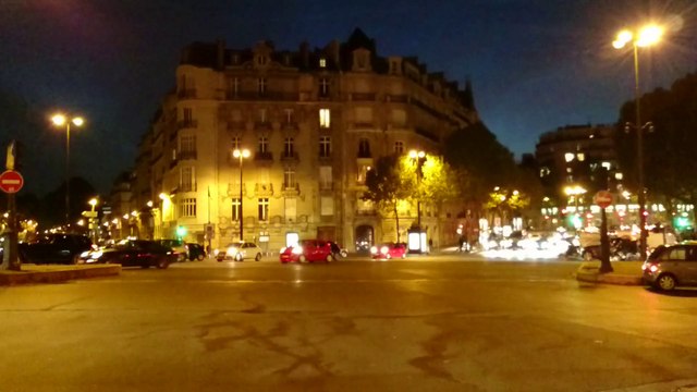 Sony Xperia Z3, тест камеры - Ночь, Эйфелева башня