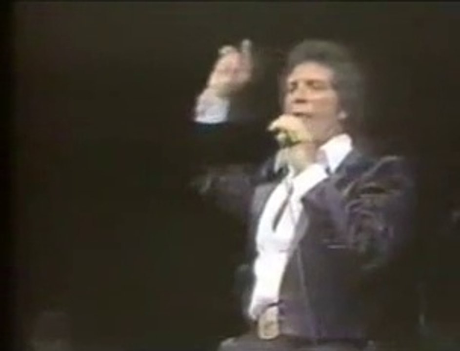 Tom Jones - Touch Me - 1984 LIVE