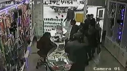 Çocuklara "Hırsızlık" Yaptırdılar