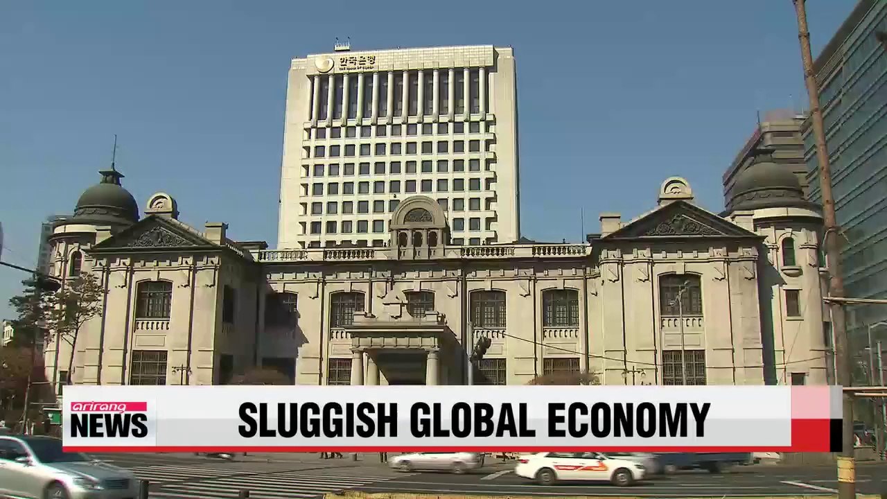 BOK governor worries about slowing growth of global economy