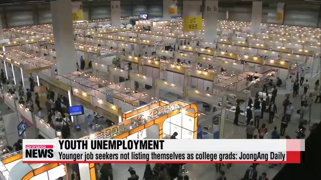 Growing number of younger job seekers not listing themselves as college grads JoongAng Daily