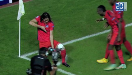 Cavani a baissé son fusil pour célébrer son but