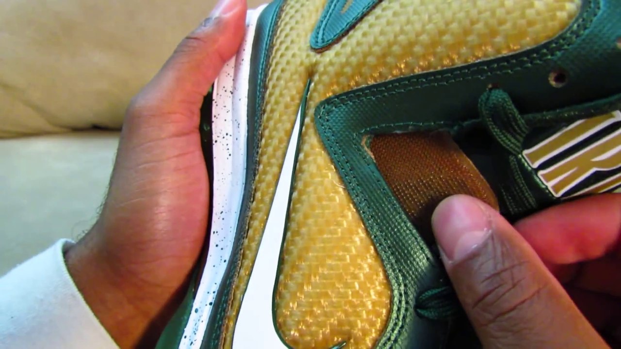 LEBRON 9 SVSM AWAY PE SAMPLE (SCOOP208)