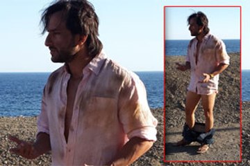OMG! Saif Ali Khan caught with his pants down